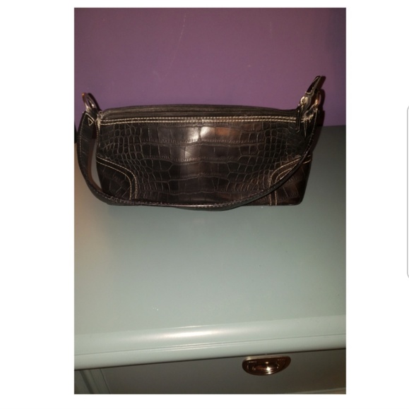 Tommy Hilfiger purse - Picture 4 of 5